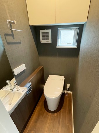 LIXIL サティスSタイプ 手洗器付ストレート型にお取替え 品川区S様邸 LIXIL サティスSタイプ 手洗器付ストレート型にお取替え 品川区S様邸